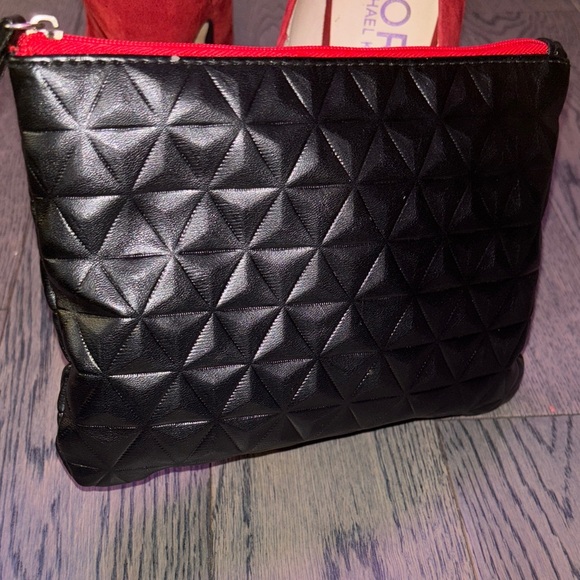 Shiseido Black Quilted Women's makeup Clutch - Picture 3 of 12